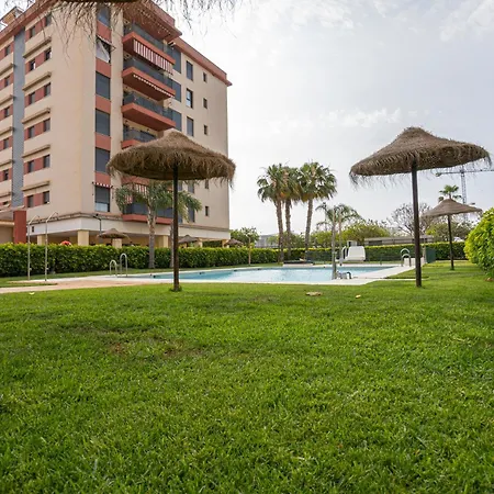 En Apartment *